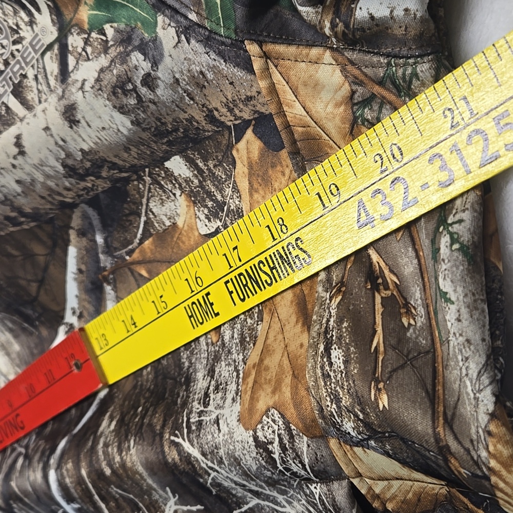 Small 34-36 Realtree Jacket - Picture 6 of 6